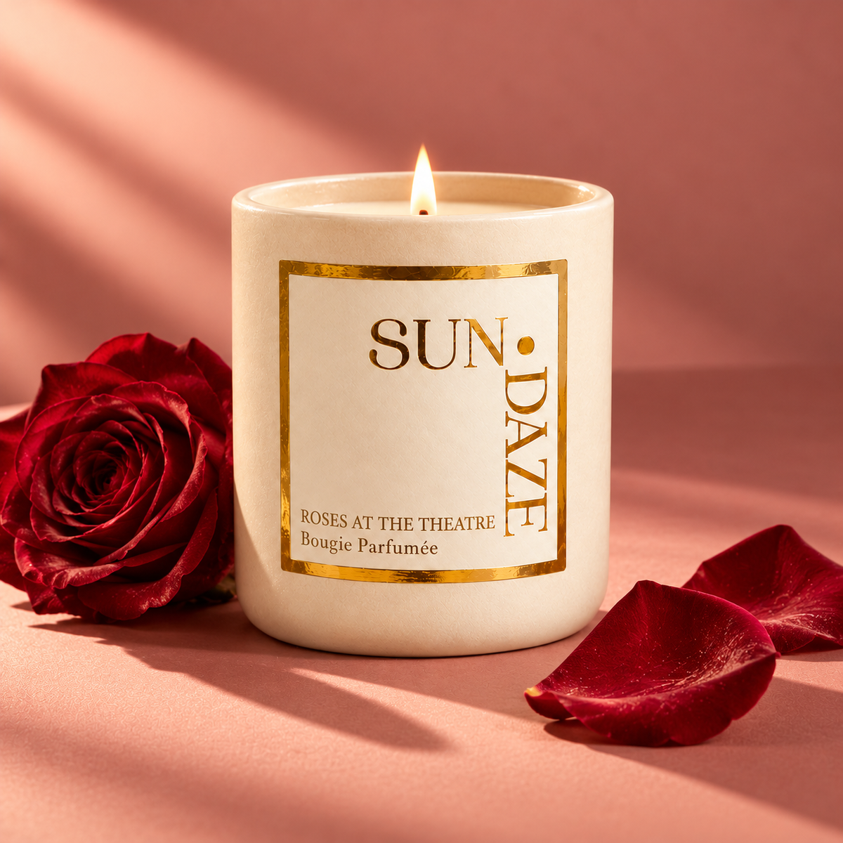 ROSES AT THE THEATRE CANDLE