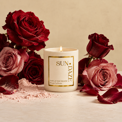 ROSES AT THE THEATRE CANDLE