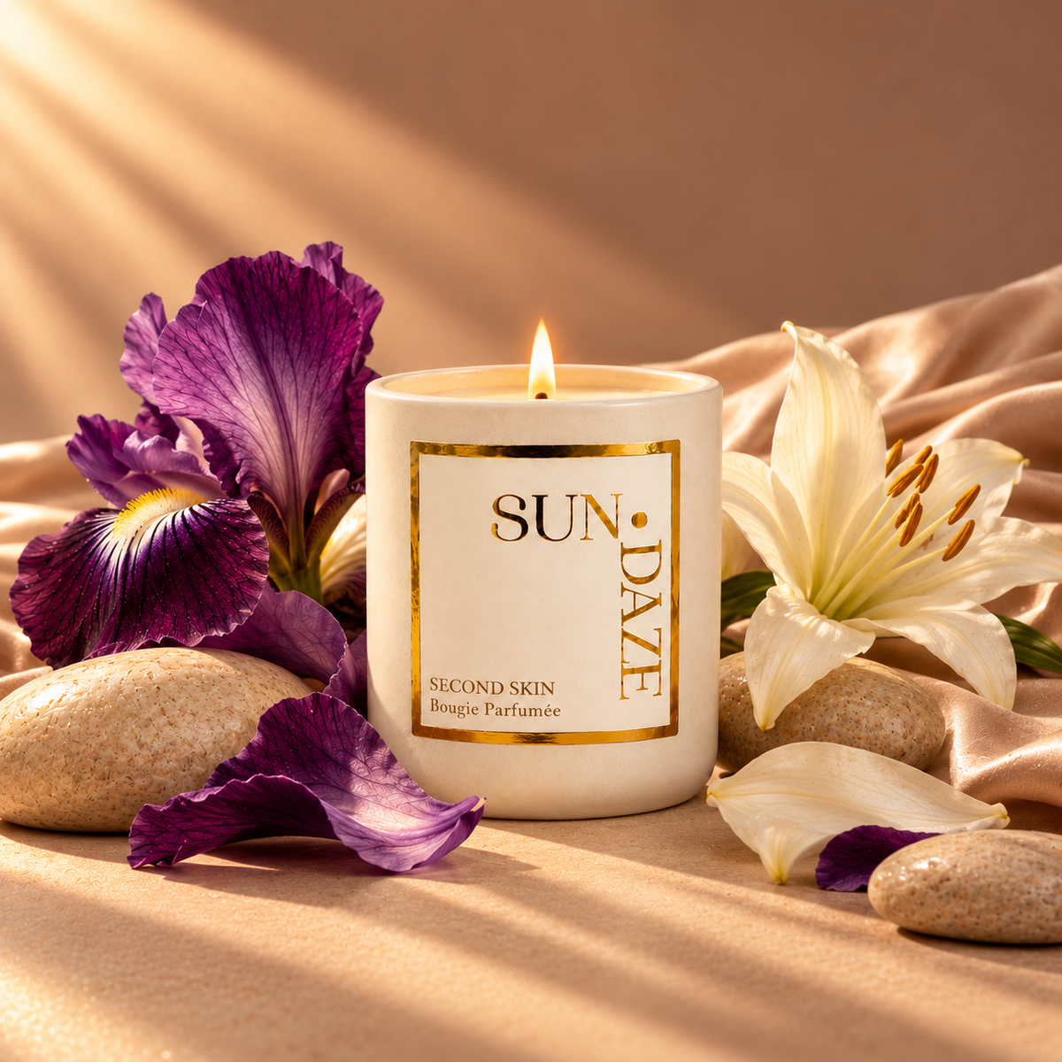 SUNDAZE SECOND SKIN CANDLE with scent-inspired ingredients in warm sunlight